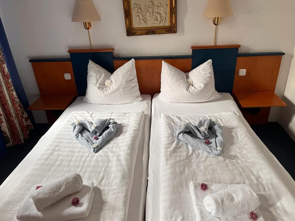 Hotel Zur Bruecke Герцогенрат Екстер'єр фото